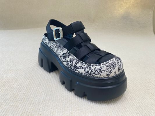 Zapatos de plataforma de mujer bordados